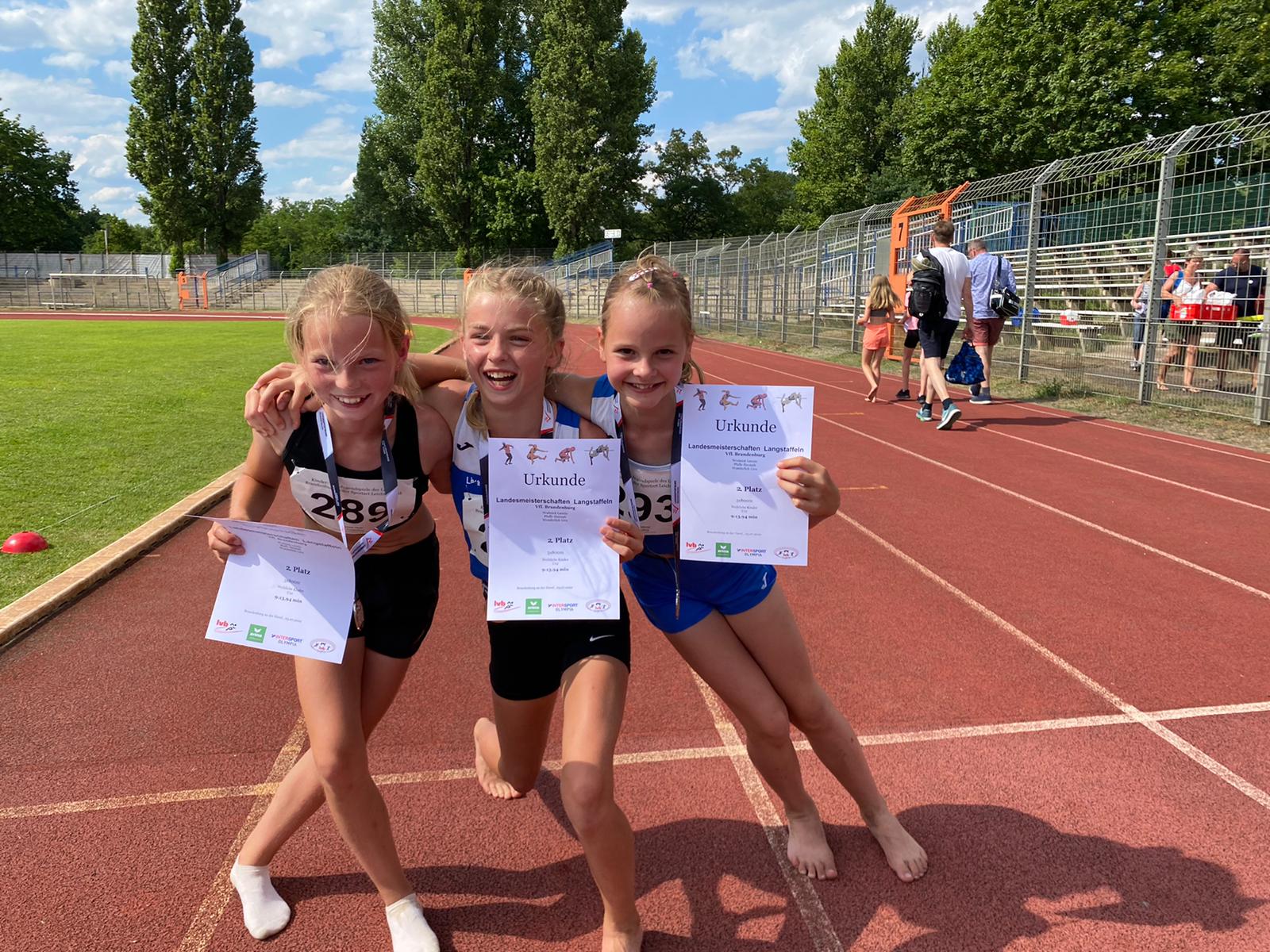 Silbermädels-3x800m.jpg